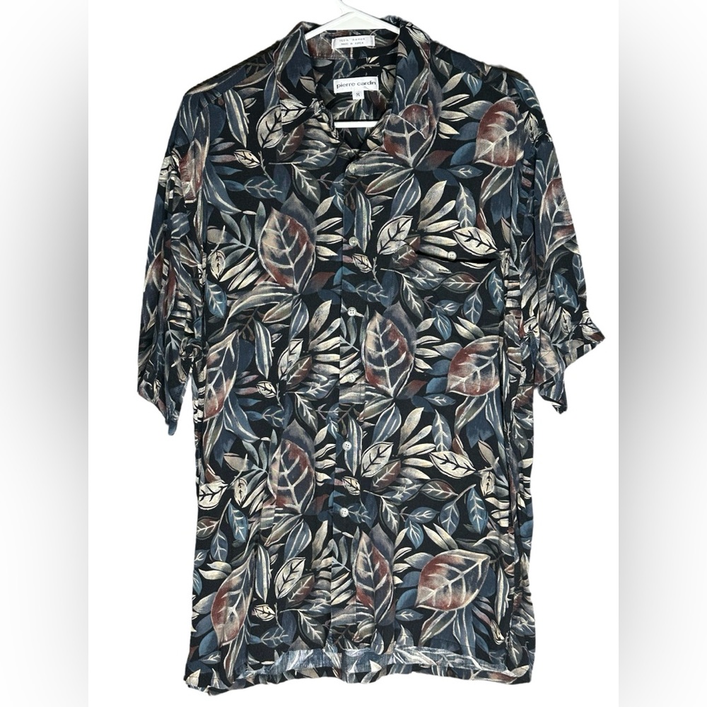 Vintage Pierre Cardin 100% Rayon Leaf Pattern Button Down Medium